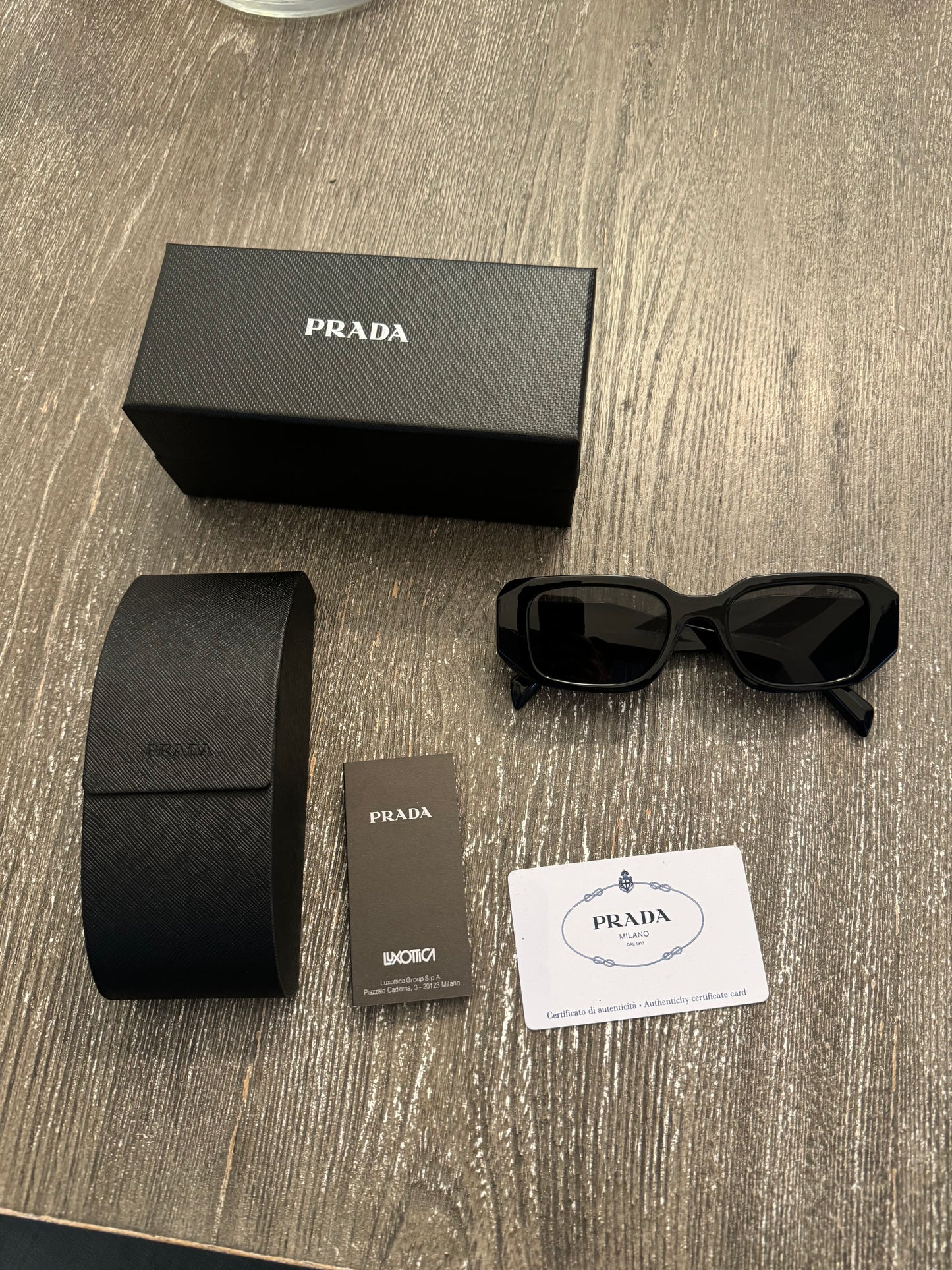 DESIGNER SUNGLASSES(PHYSICAL PRODUCT)