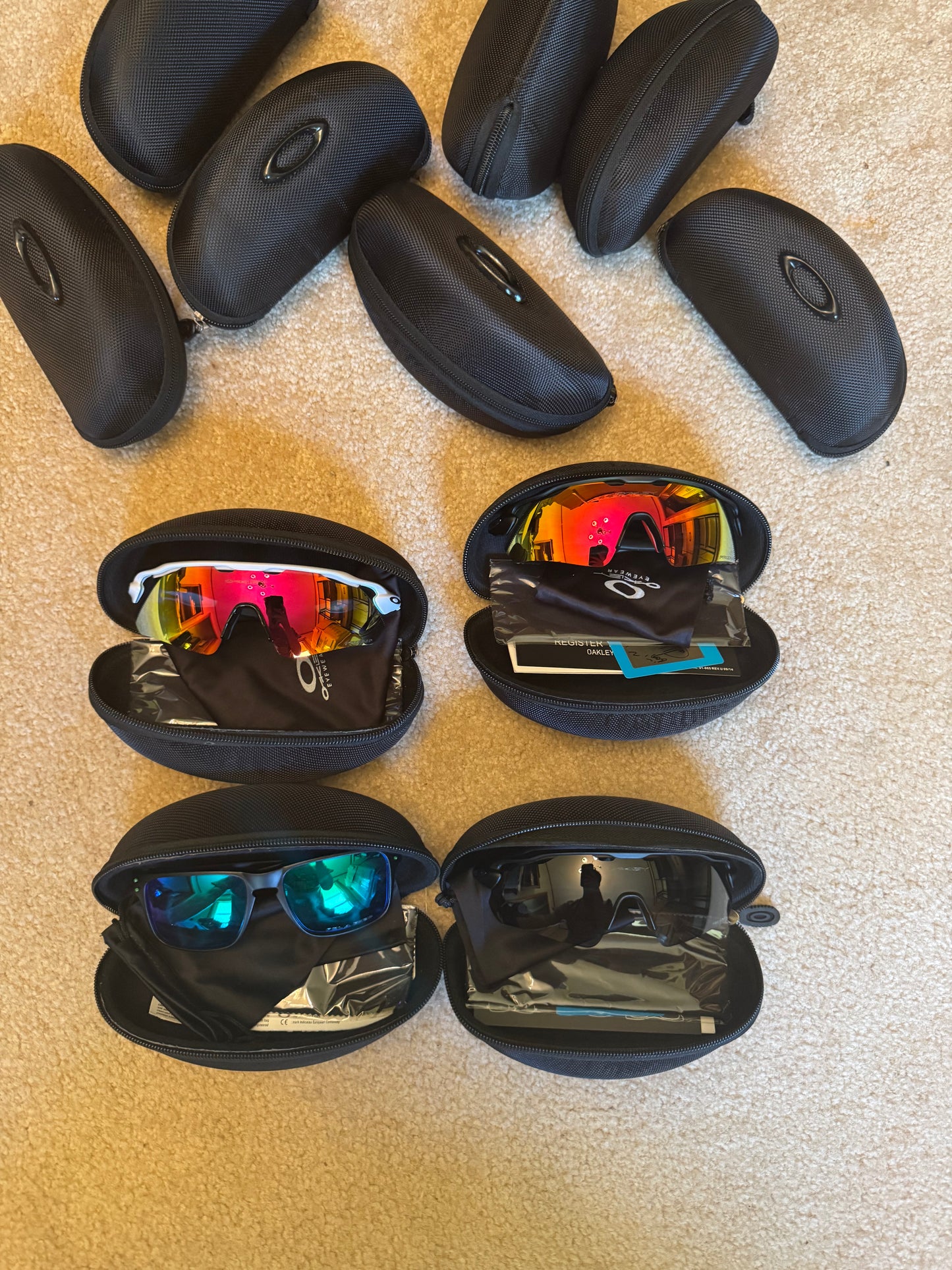 OAKLEY SUNGLASSES(PHYSICAL PRODUCT)