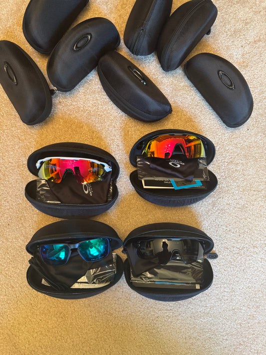 OAKLEY SUNGLASSES(PHYSICAL PRODUCT)
