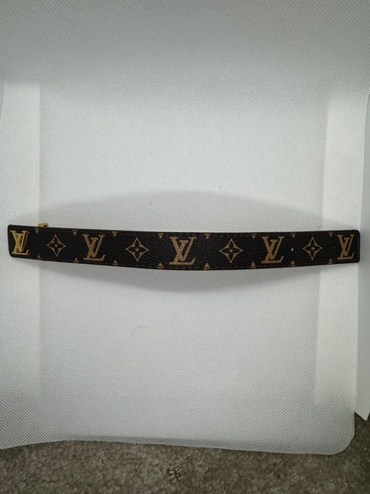 DESIGNER ACCESSORIES, BELTS AND BRACELETS (PHYSICAL PRODUCT!)